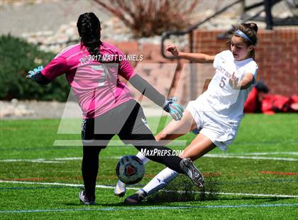 Thumbnail 1 in Kent Denver vs. Denver Science & Tech Stapleton (CHSAA 3A 2nd Round) photogallery.