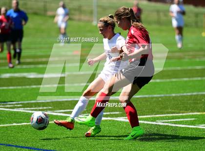 Thumbnail 1 in Kent Denver vs. Denver Science & Tech Stapleton (CHSAA 3A 2nd Round) photogallery.