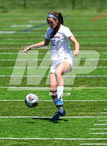 Thumbnail 2 in Kent Denver vs. Denver Science & Tech Stapleton (CHSAA 3A 2nd Round) photogallery.