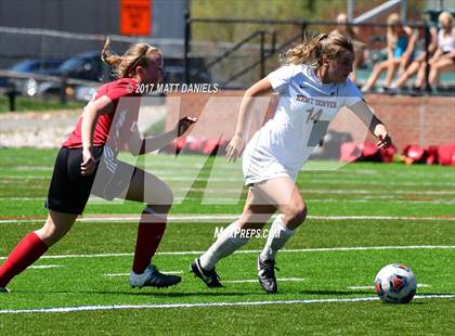 Thumbnail 2 in Kent Denver vs. Denver Science & Tech Stapleton (CHSAA 3A 2nd Round) photogallery.
