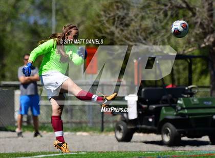 Thumbnail 1 in Kent Denver vs. Denver Science & Tech Stapleton (CHSAA 3A 2nd Round) photogallery.