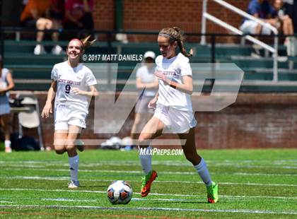 Thumbnail 2 in Kent Denver vs. Denver Science & Tech Stapleton (CHSAA 3A 2nd Round) photogallery.
