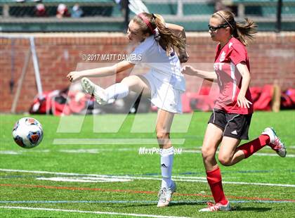 Thumbnail 2 in Kent Denver vs. Denver Science & Tech Stapleton (CHSAA 3A 2nd Round) photogallery.