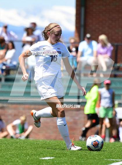 Thumbnail 2 in Kent Denver vs. Denver Science & Tech Stapleton (CHSAA 3A 2nd Round) photogallery.