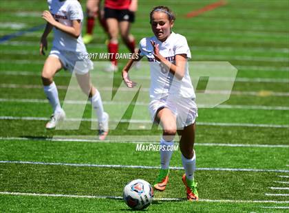 Thumbnail 3 in Kent Denver vs. Denver Science & Tech Stapleton (CHSAA 3A 2nd Round) photogallery.