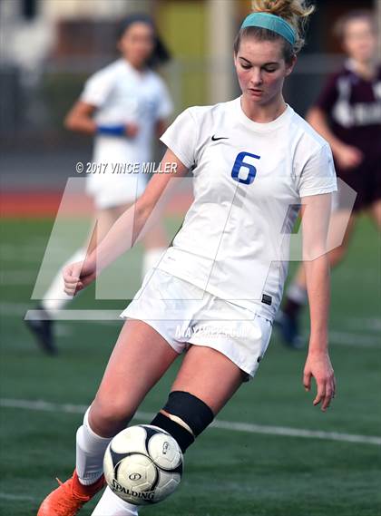 Thumbnail 2 in Mercer Island vs. Stadium (WIAA 3A Final)  photogallery.