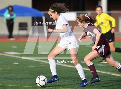 Thumbnail 2 in Mercer Island vs. Stadium (WIAA 3A Final)  photogallery.