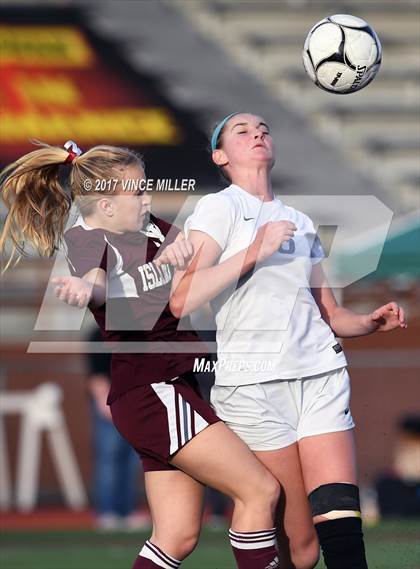 Thumbnail 1 in Mercer Island vs. Stadium (WIAA 3A Final)  photogallery.