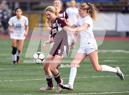 Thumbnail 2 in Mercer Island vs. Stadium (WIAA 3A Final)  photogallery.