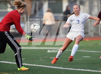 Thumbnail 1 in Mercer Island vs. Stadium (WIAA 3A Final)  photogallery.