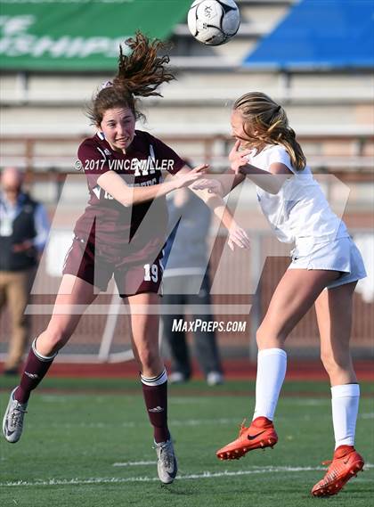 Thumbnail 3 in Mercer Island vs. Stadium (WIAA 3A Final)  photogallery.