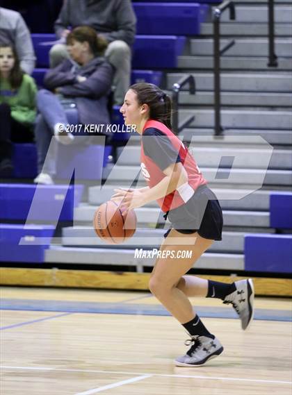 Thumbnail 3 in Anchor Bay vs Oxford  photogallery.