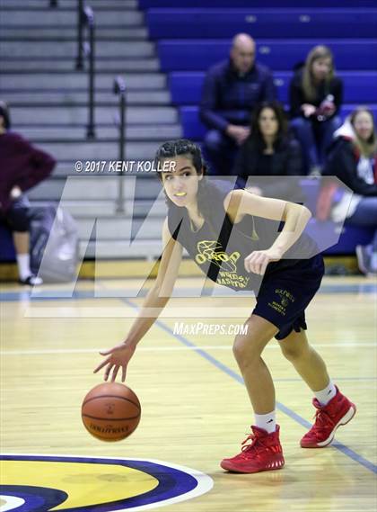 Thumbnail 2 in Anchor Bay vs Oxford  photogallery.