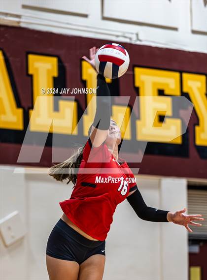 Thumbnail 3 in South Albany @ Crescent Valley photogallery.