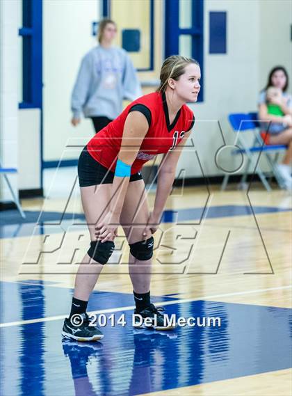 Thumbnail 2 in Shorecrest Prep vs. Bloomingdale (Berkeley JV Tournament) photogallery.