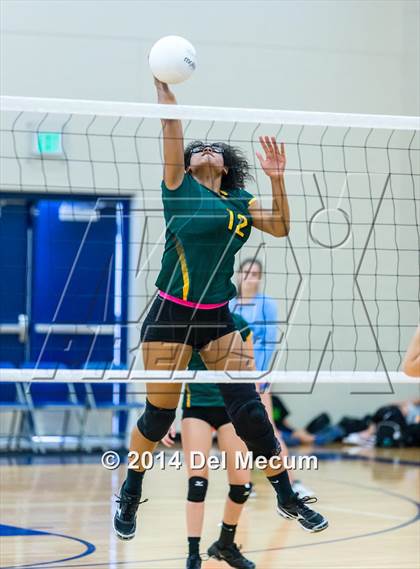 Thumbnail 3 in Shorecrest Prep vs. Bloomingdale (Berkeley JV Tournament) photogallery.