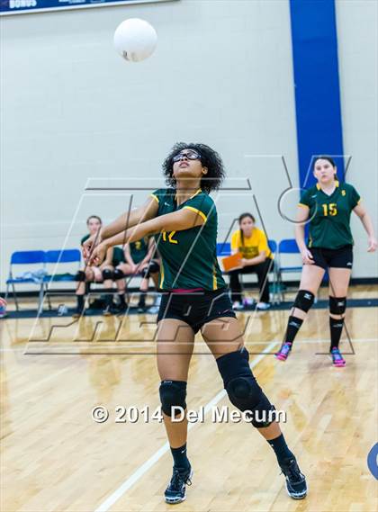 Thumbnail 2 in Shorecrest Prep vs. Bloomingdale (Berkeley JV Tournament) photogallery.