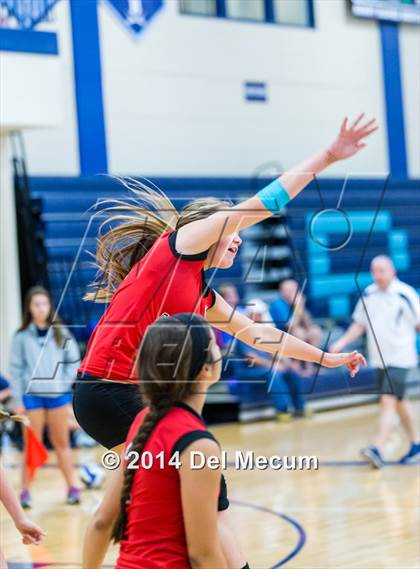 Thumbnail 2 in Shorecrest Prep vs. Bloomingdale (Berkeley JV Tournament) photogallery.