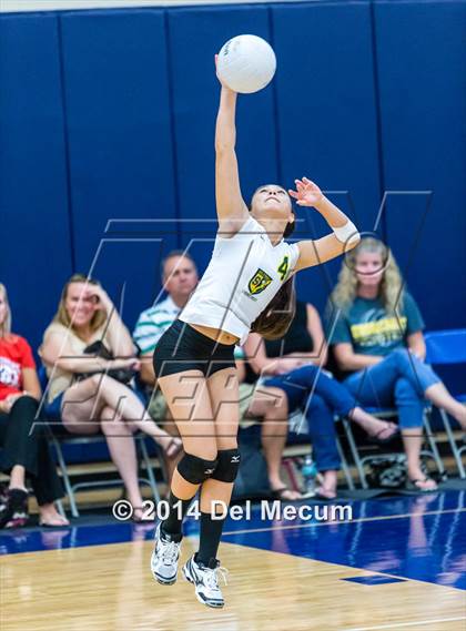 Thumbnail 1 in Shorecrest Prep vs. Bloomingdale (Berkeley JV Tournament) photogallery.