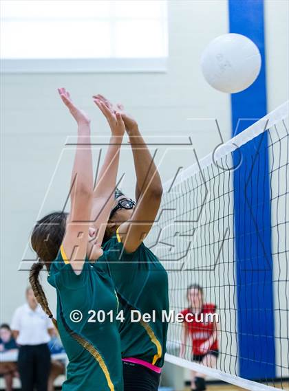 Thumbnail 2 in Shorecrest Prep vs. Bloomingdale (Berkeley JV Tournament) photogallery.
