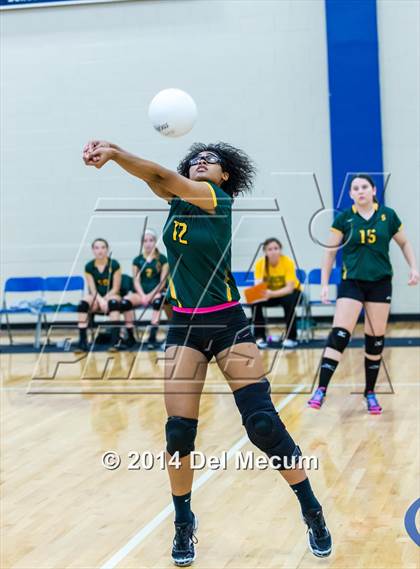 Thumbnail 3 in Shorecrest Prep vs. Bloomingdale (Berkeley JV Tournament) photogallery.