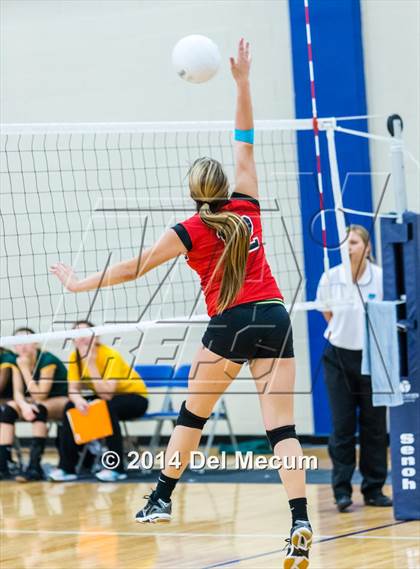 Thumbnail 3 in Shorecrest Prep vs. Bloomingdale (Berkeley JV Tournament) photogallery.