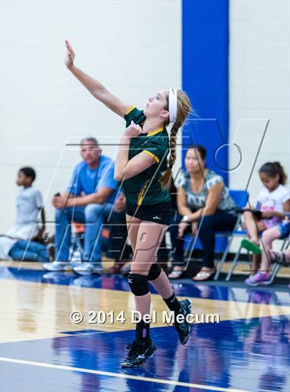 Thumbnail 1 in Shorecrest Prep vs. Bloomingdale (Berkeley JV Tournament) photogallery.