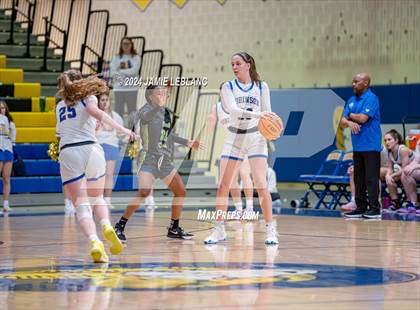 Thumbnail 3 in South County @ Robinson (VHSL Class 6 Region C Region Semifinal) photogallery.