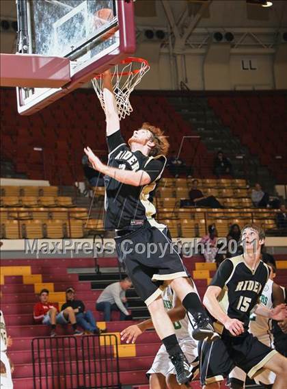 Thumbnail 3 in Fort Worth Christian vs. Paschal (Fantasy of Lights) photogallery.