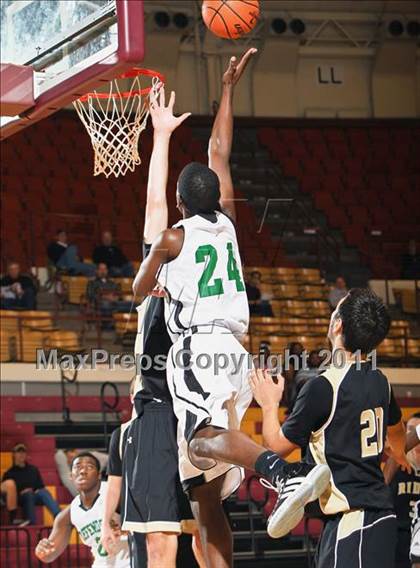 Thumbnail 1 in Fort Worth Christian vs. Paschal (Fantasy of Lights) photogallery.