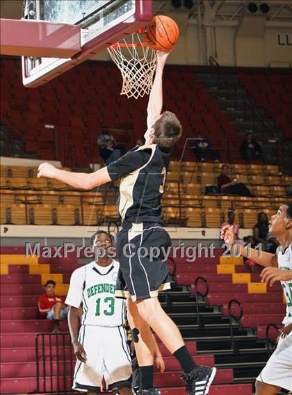 Thumbnail 3 in Fort Worth Christian vs. Paschal (Fantasy of Lights) photogallery.