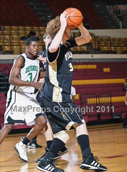 Thumbnail 1 in Fort Worth Christian vs. Paschal (Fantasy of Lights) photogallery.