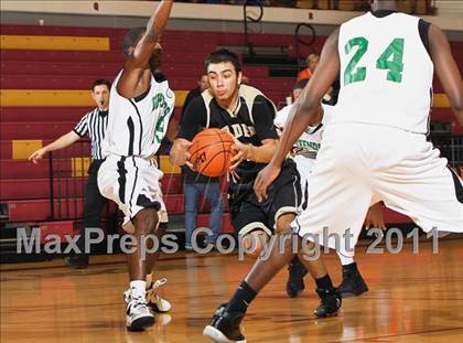 Thumbnail 3 in Fort Worth Christian vs. Paschal (Fantasy of Lights) photogallery.