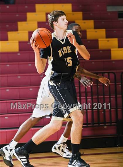 Thumbnail 2 in Fort Worth Christian vs. Paschal (Fantasy of Lights) photogallery.