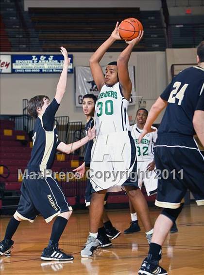 Thumbnail 1 in Fort Worth Christian vs. Paschal (Fantasy of Lights) photogallery.