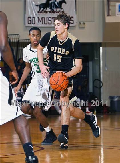 Thumbnail 3 in Fort Worth Christian vs. Paschal (Fantasy of Lights) photogallery.