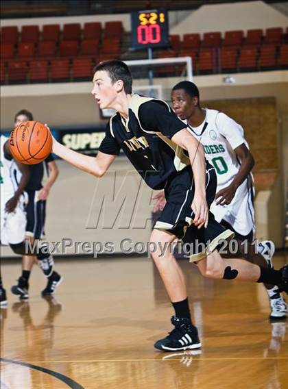 Thumbnail 2 in Fort Worth Christian vs. Paschal (Fantasy of Lights) photogallery.