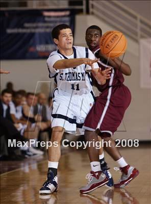 Thumbnail 2 in St. Benedict's Prep vs St.Thomas More (Spalding Hoophall Classic) photogallery.