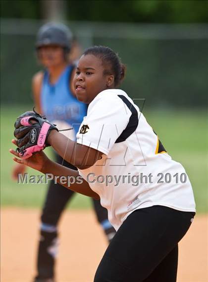 Thumbnail 3 in Mt. Carmel Academy vs Texas Leadership Charter Academy (Texas Christian Athletic League State Tournament)  photogallery.