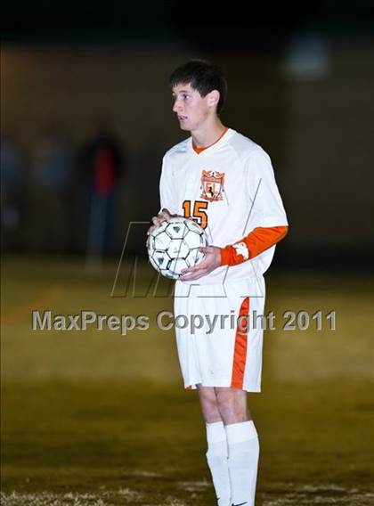 Thumbnail 3 in Soccer East Lincolnton vs. Lincolnton (NCHSAA Playoffs) photogallery.