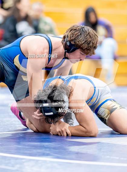 Thumbnail 3 in Will C Wood vs Reed (Rocklin duals tournament) photogallery.