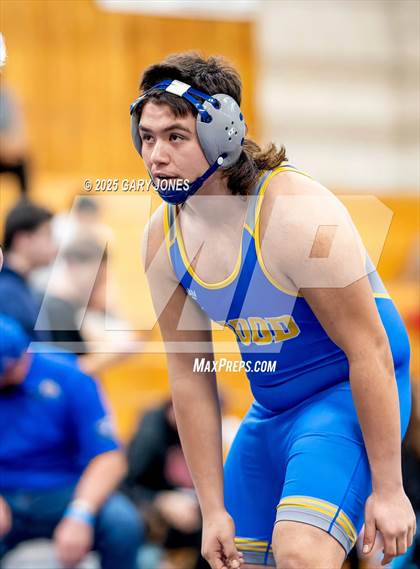 Thumbnail 3 in Will C Wood vs Reed (Rocklin duals tournament) photogallery.