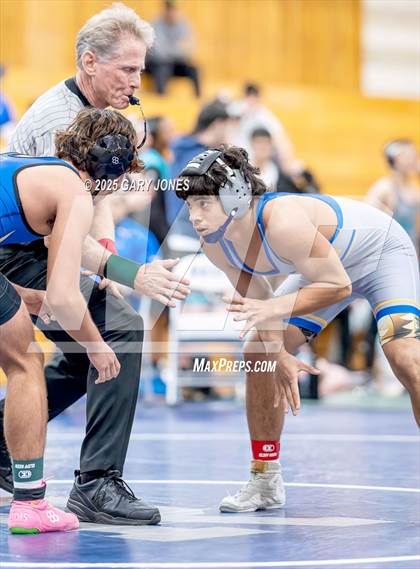Thumbnail 3 in Will C Wood vs Reed (Rocklin duals tournament) photogallery.
