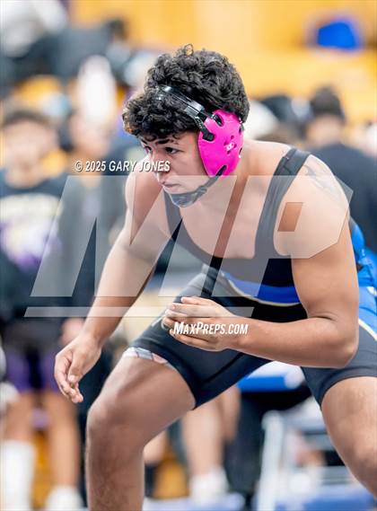 Thumbnail 1 in Will C Wood vs Reed (Rocklin duals tournament) photogallery.