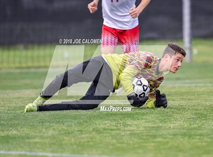 Thumbnail 1 in Lee [Robert E.] vs Smithson Valley (Class 6A Region 4 Area) photogallery.