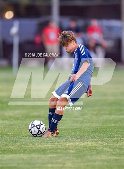 Thumbnail 2 in Lee [Robert E.] vs Smithson Valley (Class 6A Region 4 Area) photogallery.