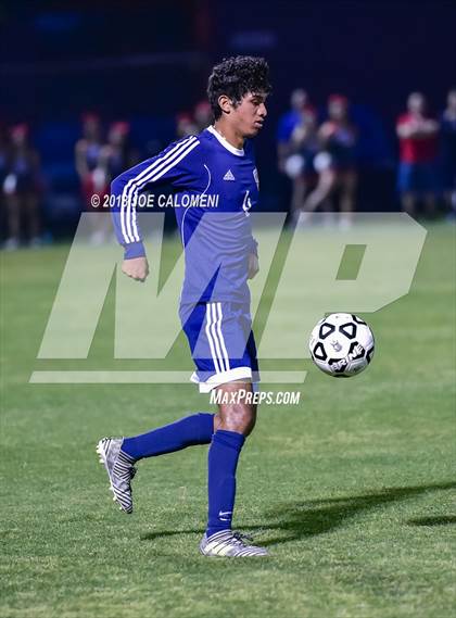 Thumbnail 2 in Lee [Robert E.] vs Smithson Valley (Class 6A Region 4 Area) photogallery.