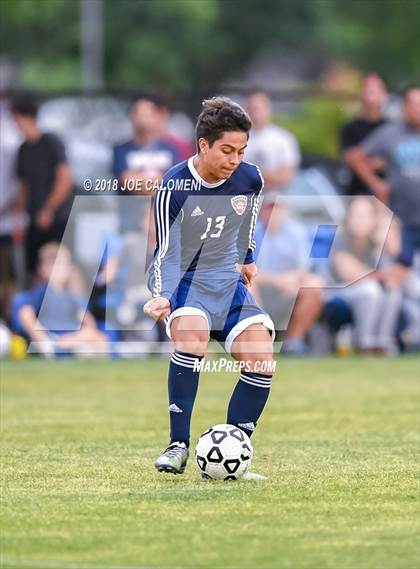 Thumbnail 3 in Lee [Robert E.] vs Smithson Valley (Class 6A Region 4 Area) photogallery.