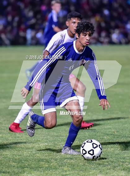 Thumbnail 2 in Lee [Robert E.] vs Smithson Valley (Class 6A Region 4 Area) photogallery.