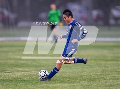 Thumbnail 2 in Lee [Robert E.] vs Smithson Valley (Class 6A Region 4 Area) photogallery.